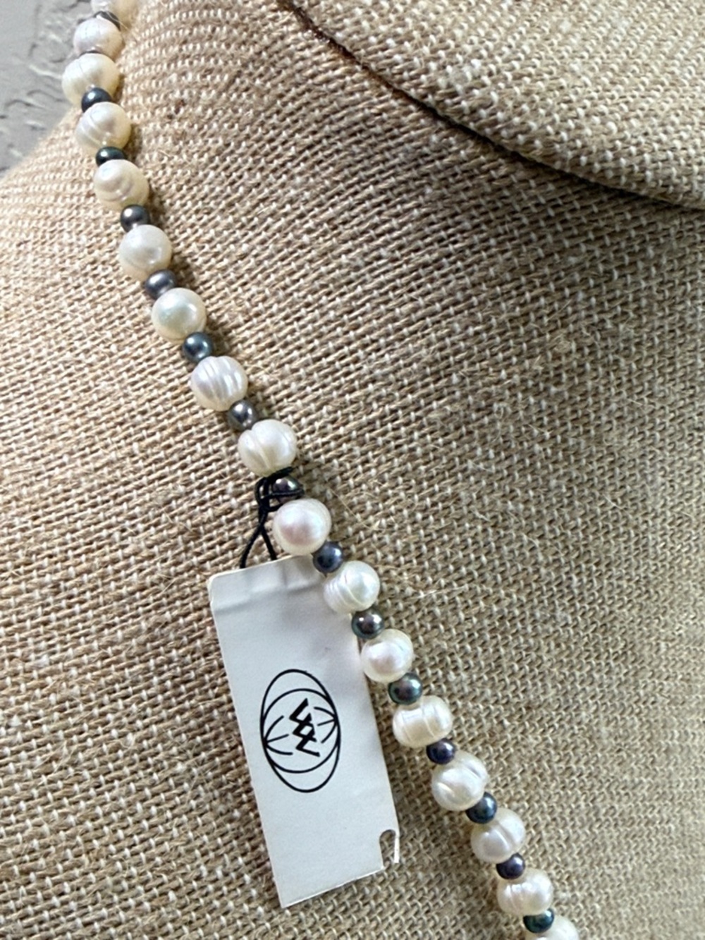 Cultured Pearl authentic and Hematite Bead Necklace - White Pearls - Picture 5 of 5